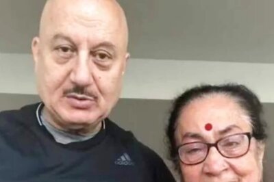 'She was Shaken, Silent': Anupam Kher Explains Mother's Reaction to The Kashmir Files