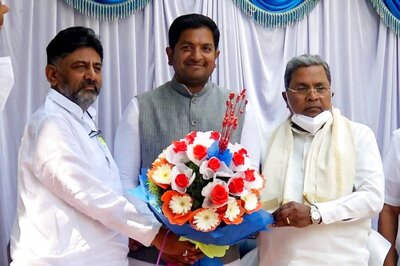 Independent MLA Sharath Bachegowda Extends Outside Support to Cong in Karnataka