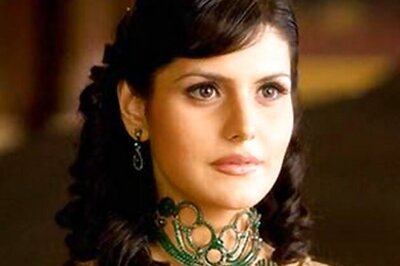 Zarine Khan to share the screen space with Sharman Joshi, Virr Das in 'Nonsense'