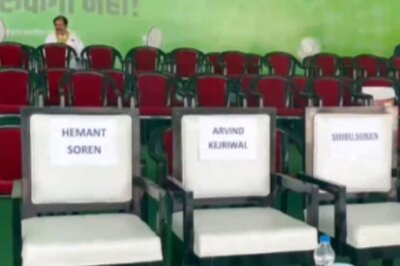 Empty Chairs on Stage for Jailed Hemant Soren, Delhi CM in INDIA Mega Rally