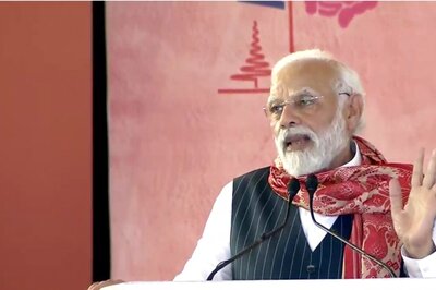 PM Modi to Address Global Buddhist Summit on Apr 20