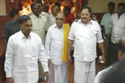 Vote for DMK, get a free TV