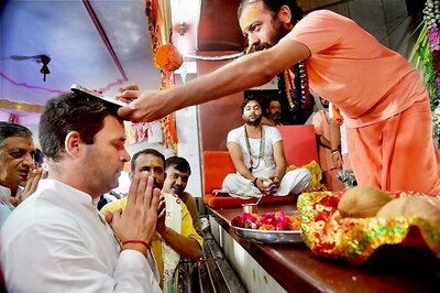 Rahul 'Compelled' to Wear Sacred Thread for Father's Last Rites, Says Subramanian Swamy