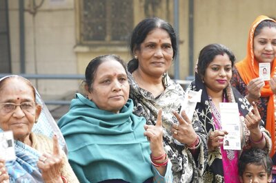 News18 Afternoon Digest: Voting Underway for Key MCD Polls, Cong Delhi Chief Alleges Name not on Voter's List & Other Stories