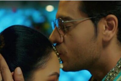 Anuj Kapadia Kisses Anupama On Her Forehead After They Are Engaged, Fans Call It 'A Fairy Tale'