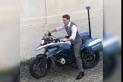 Hollywood Actor Tom Cruise Rides India-Made BMW G 310 GS for Mission Impossible 7