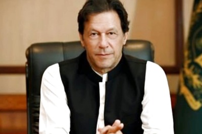 Pak PM Imran Dials Sri Lanka's President, Assures Justice to Lynched Sri Lankan National