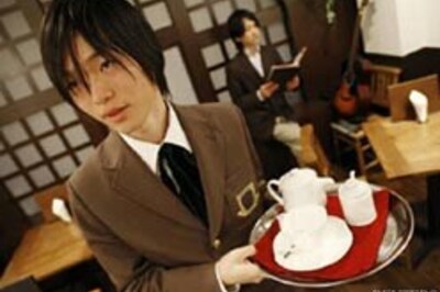 At this roleplay cafe, 'schoolboys' wear lipgloss