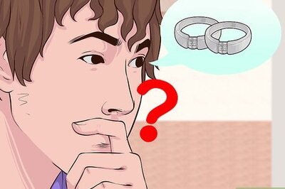 How to Choose an Engagement Ring