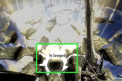 How to Gain Admittance to the Hall of Valor in Skyrim