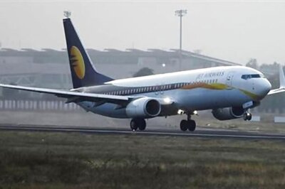 Jet fuel prices slashed by 7.3 per cent, no cut on fares