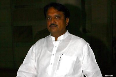 Vilasrao Deshmukh's family forbids health bulletin