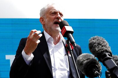 'Corbyn Should've Gone Many, Many Years Ago': UK Labour Party Blame Game Begins as Crushing Defeat Looms