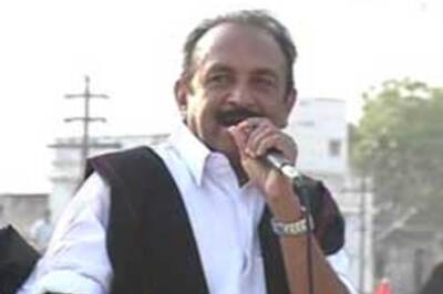Vaiko detained, protesters slam Rajapaksa's visit