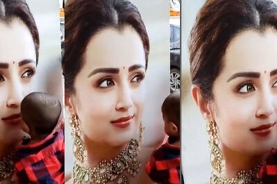 Watch: Kid, In Mother's Lap, Kisses Trisha's Hoarding On The Roadside; Internet Loves It