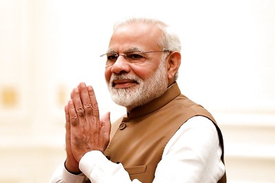 PM Seeks Double-Digit GDP Growth, Raising India's Share in World Trade