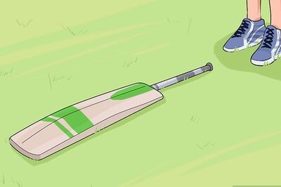 How to Hold a Cricket Bat