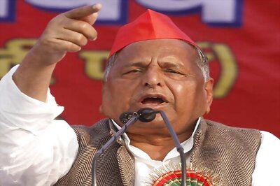 Third Front will emerge stronger in Lok Sabha polls: Mulayam Singh Yadav