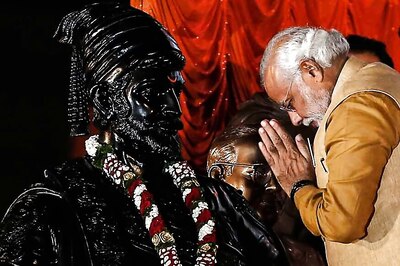 Shivaji Jayanti 2018: PM Modi, Rahul Gandhi Pay Tribute to Chhatrapati Shivaji
