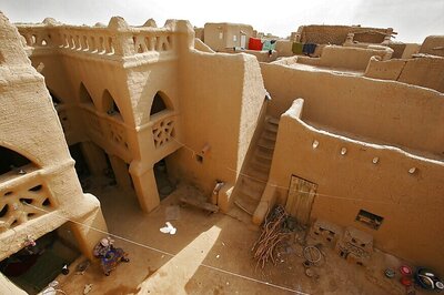 UNESCO Raises Alarm Over Malian Earthen Town, Uzbek Monuments