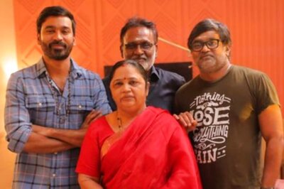 Selvaragavan Shares Adorable Picture With Brother Dhanush and Parents