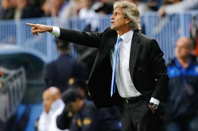 Pellegrini 'not worried' as Chelsea forge further ahead