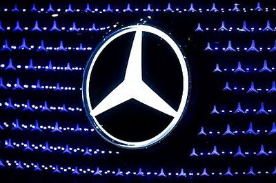 Daimler Pins Profit Revival On New Mercedes-Benz S-Class