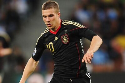 Arsenal sign Germany striker Lukas Podolski