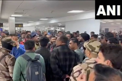 Passengers Stage Protest At Delhi Airport After Indigo Cancels Delhi-Deoghar Flight