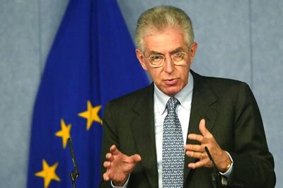 Italian ministers post salaries, assets online