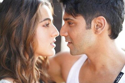 Coronavirus Scare Pushes Coolie No 1 Trailer Launch Indefinitely, Confirms Varun Dhawan