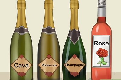 How to Make a Mimosa Bar