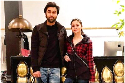 This Throwback Pic of Ranbir Kapoor, Alia Bhatt Shopping Together Goes Viral