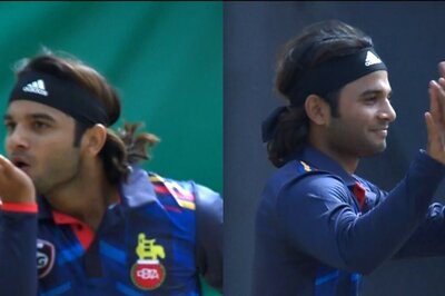 KKR Star Suyash Sharma Picks Fifer on Debut For Delhi in SMAT 2023 Against Madhya Pradesh | WATCH