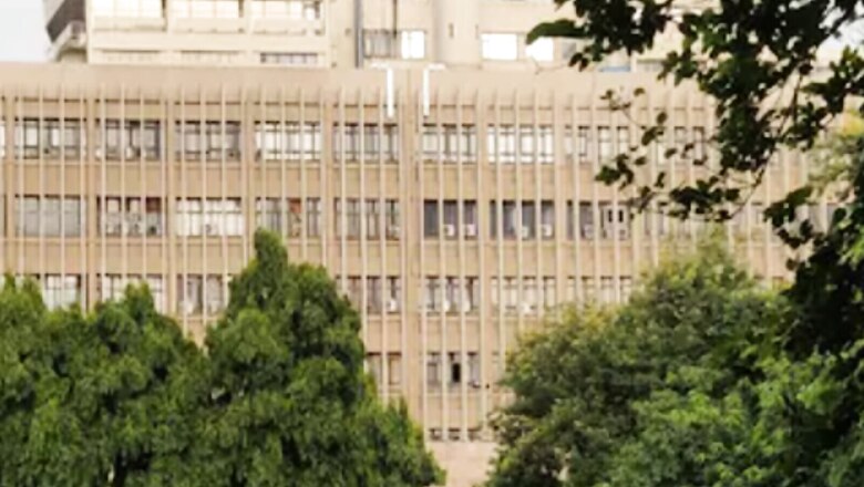 IIT Delhi, Delhi Jal Board Collaborate to Conduct Research, Development Initiatives on Water Supply