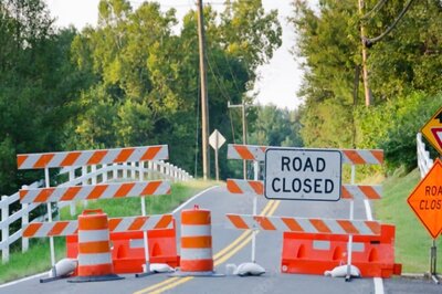 Traffic on Jammu-Srinagar Highway Suspended Due to Multiple Landslides
