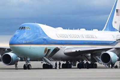 Journalists Travelling With Biden Told Not To Steal From Air Force One, Scribe Heeds Warning, Returns Pillowcase