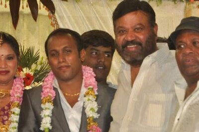 Veteran Comedy Actor Senthil's Family Pic From A Wedding Viral