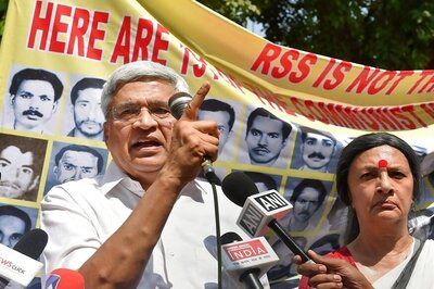 If 10 more State Govts Oppose NPR, Centre's New Citizenship Plan will be Buried, Says Prakash Karat