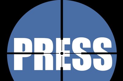 2 Iranian Journalists Jailed for Their Reporting on Mahsa Amini's Death Are Released on Bail