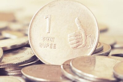 Rupee Rises 4 Paise to 77.66 Against US Dollar in Early Trade Amid Positive Market Trends