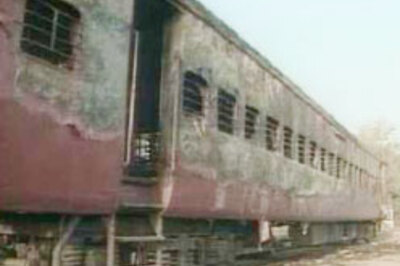 HC stays order on Godhra letters
