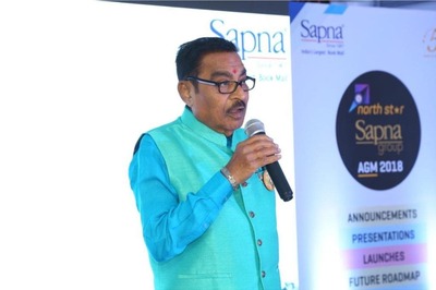 Suresh Shah, Once a Coolie Who Later Founded the Famous Bengaluru Bookstore Chain, Dies of Covid-19 at 84