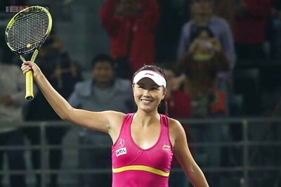 Peng Shuai, Belinda Bencic advance to Tianjin semis