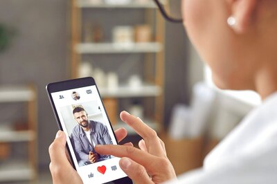 Has Shraddha Murder Burst the Online Dating Bubble? Don't Swipe Left Yet, Say Relationship Coaches