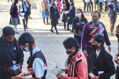 Kolkata Schools Ask Parents to Sign Undertaking Not to Criticise Them on Social Media