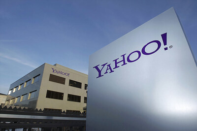 AT&T Makes Bid for Yahoo's Internet Business: Report