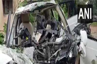 DMK MLA's Son, Daughter-in-law Among 7 Killed in Road Accident in Bengaluru