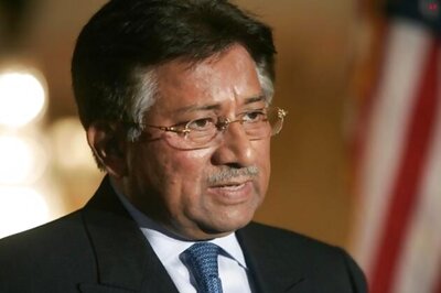 Pakistan: Court issues conditional arrest warrant against Musharraf