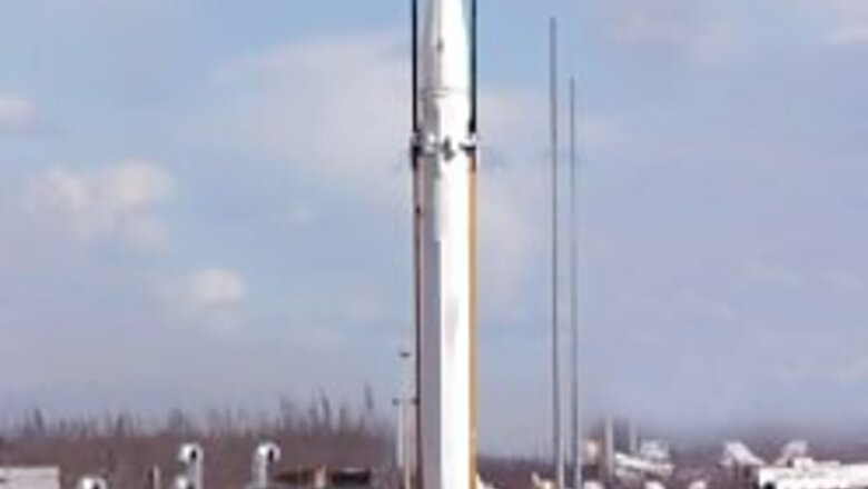 China urges N Korea not to test missile